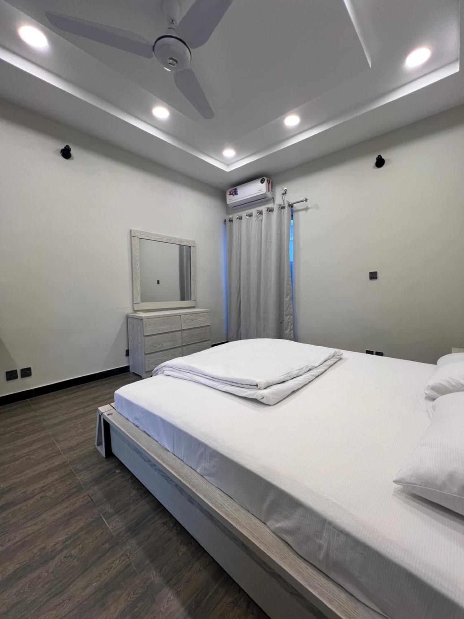 Deluxe King Room In Silverscape Residence Ραβαλπίντι Εξωτερικό φωτογραφία